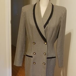 DANNY AND NICOLE OF NEW YORK DRESS SIZE 8